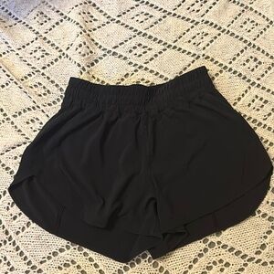 Lululemon Hotty Hot HR Short 4" *Lined